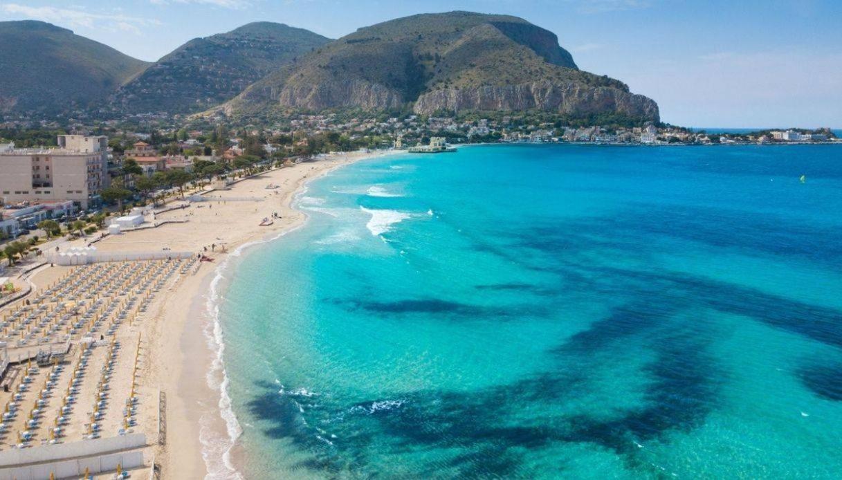 Ashur 163 - Mondello Palermo Exteriör bild